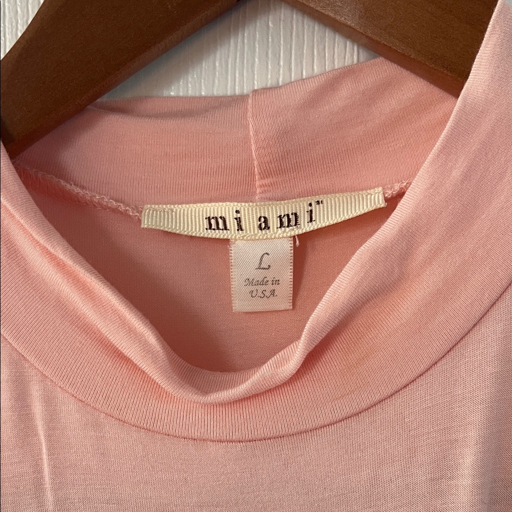 miami Sleeveless Mock Neck Tank Top in Pale Pink - Picture 2 of 3
